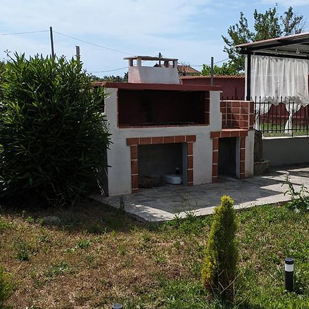 Ferienhaus "Arizones", Nea Kallikratia, Chalkidiki Nea Kallikrateia Bagian luar foto