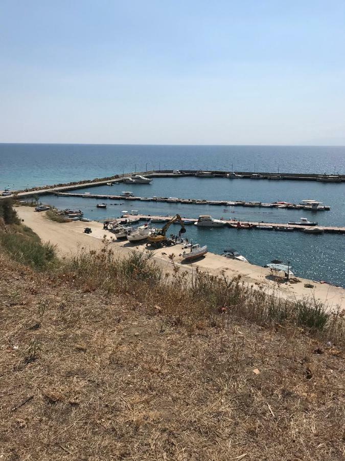 Ferienhaus "Arizones", Nea Kallikratia, Chalkidiki Nea Kallikrateia Bagian luar foto
